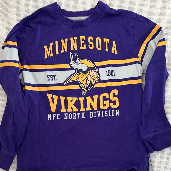 NFL Kids Purple Minnesota Vikings Long Sleeve Tee - Picture 3 of 4